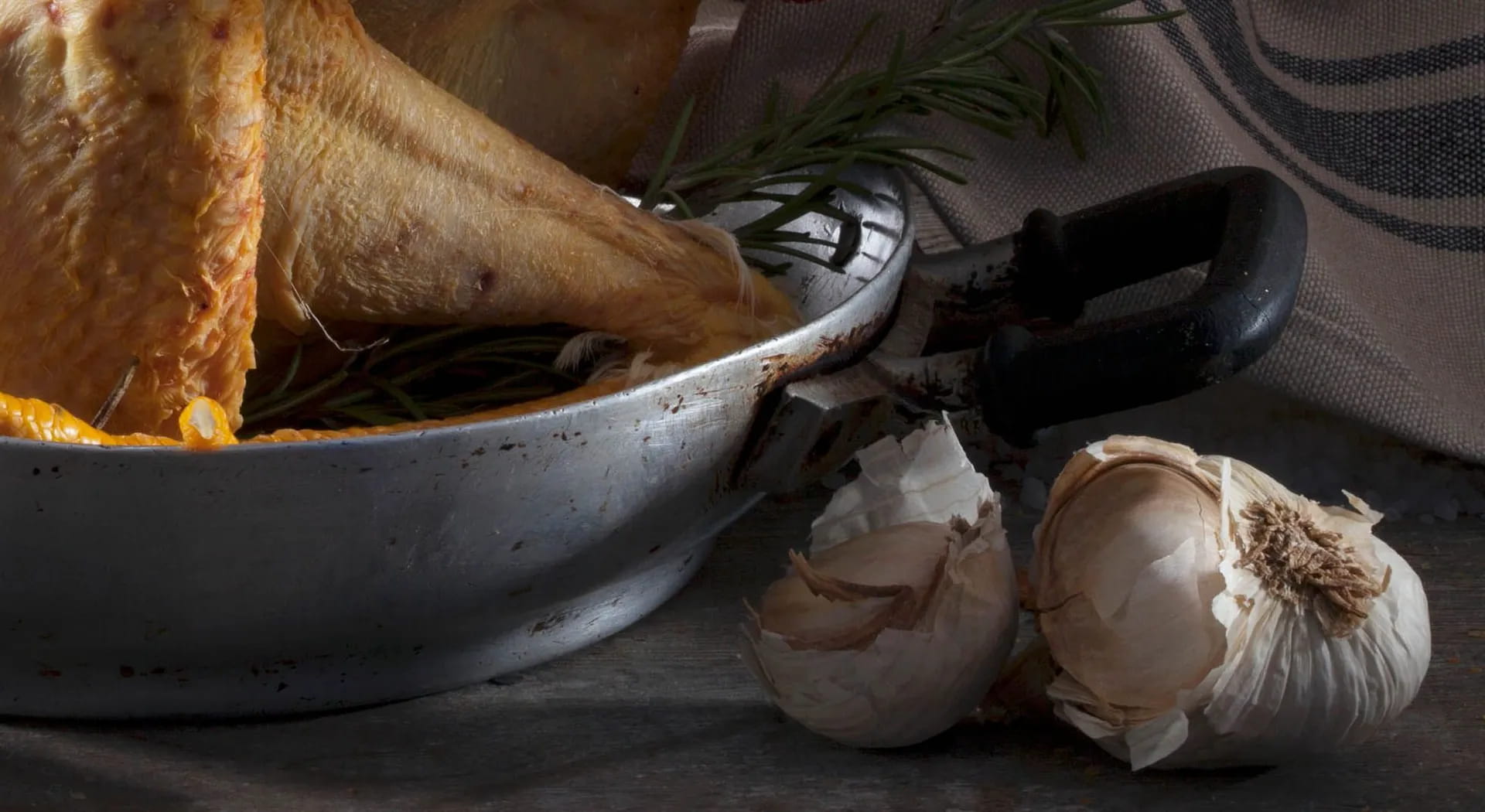 Wie man ein Huhn ausbeint: alle Geheimnisse