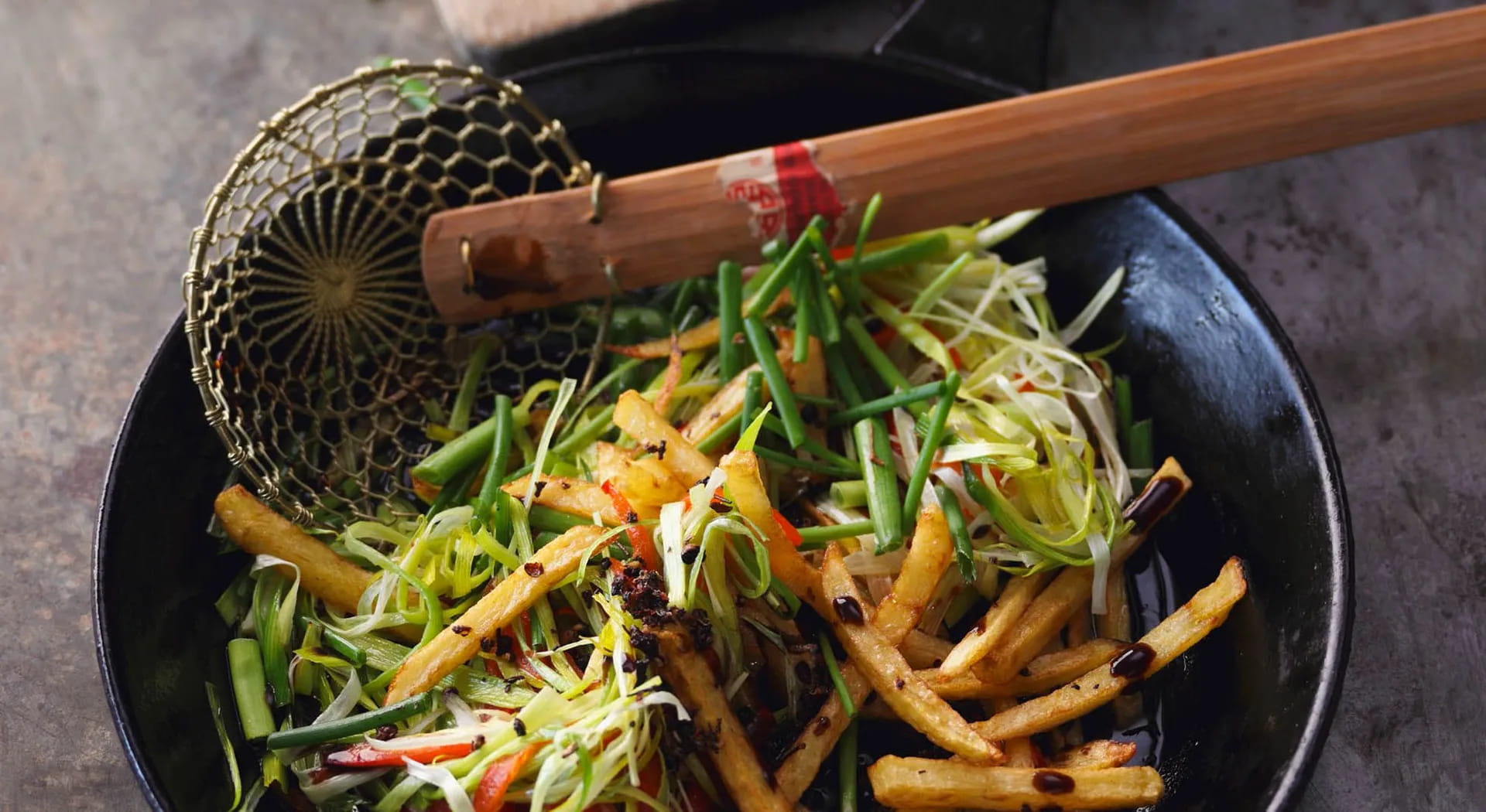 How to use the wok: all the useful tips and secrets