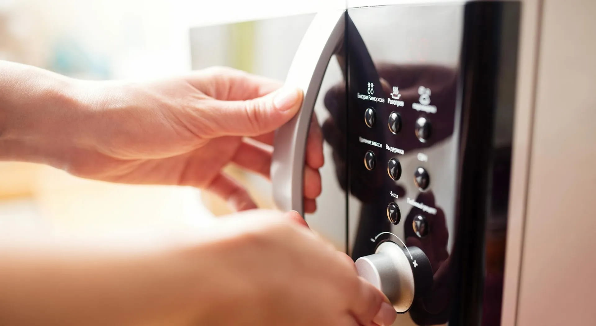 10 foods to make in the microwave in less than 5 minutes