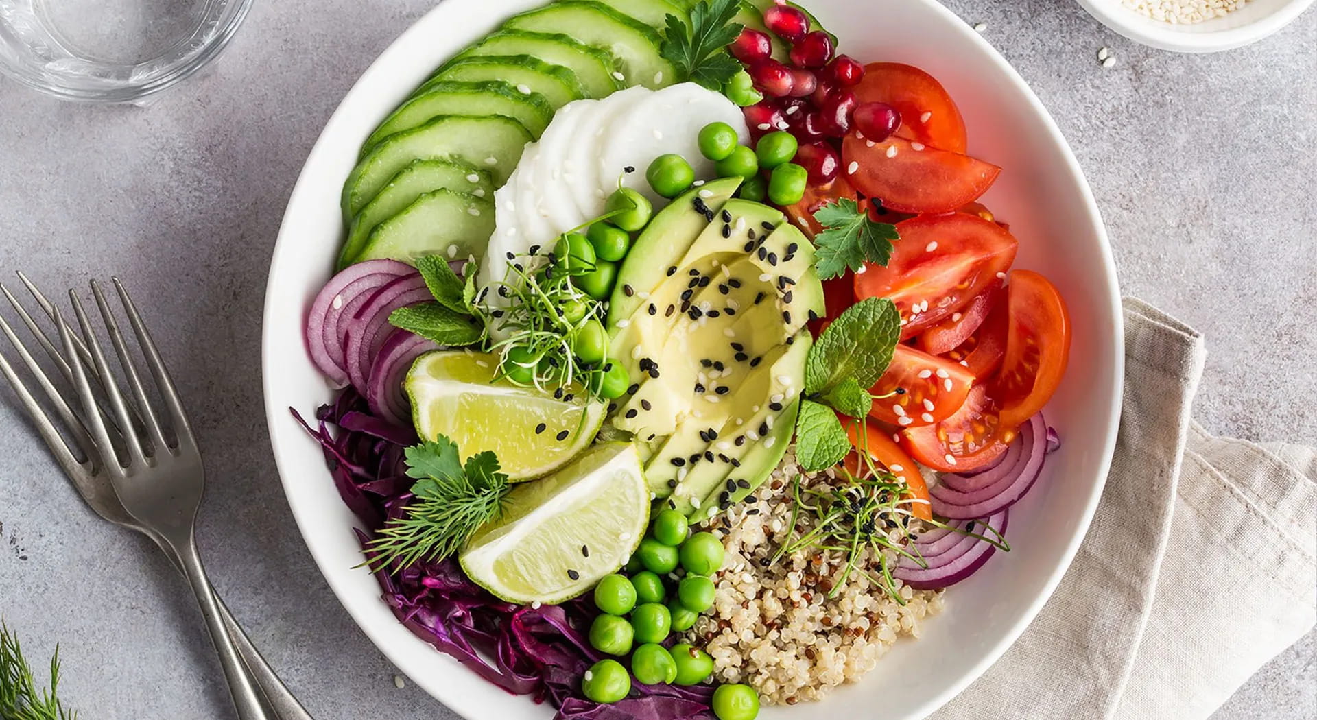 Come comporre una Bowl gustosa e leggera: tutti i consigli