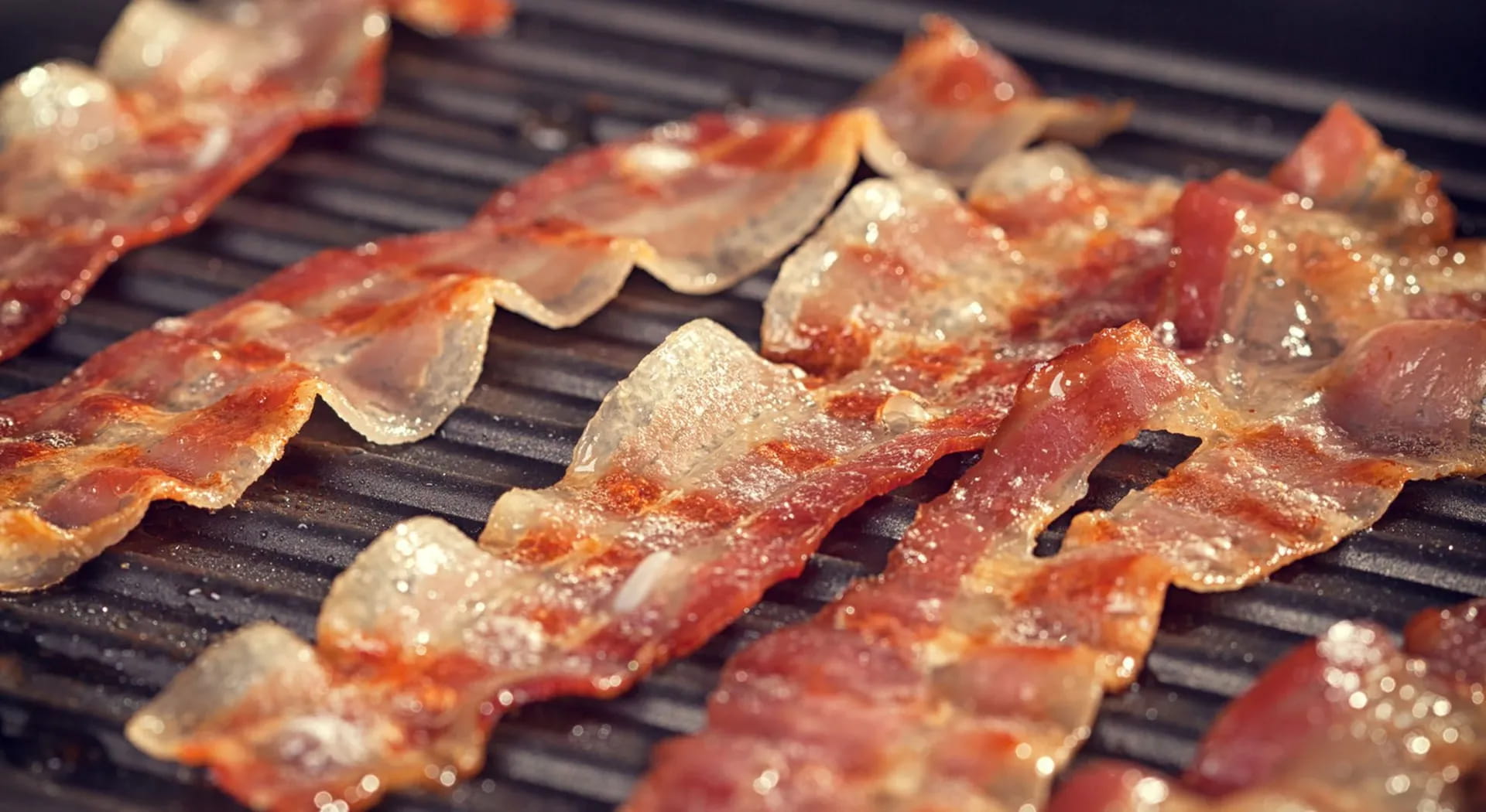 Wie man Speck grillt: alle Tipps